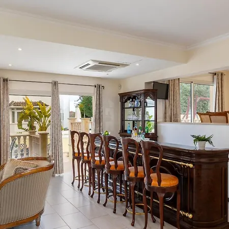 Villa Posidon By The Sea *