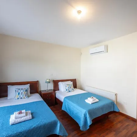 Villa Posidon By The Sea *