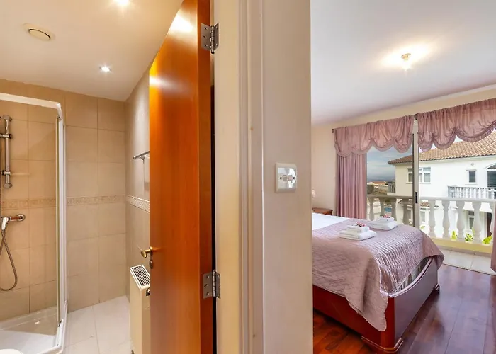 Posidon By The Sea *